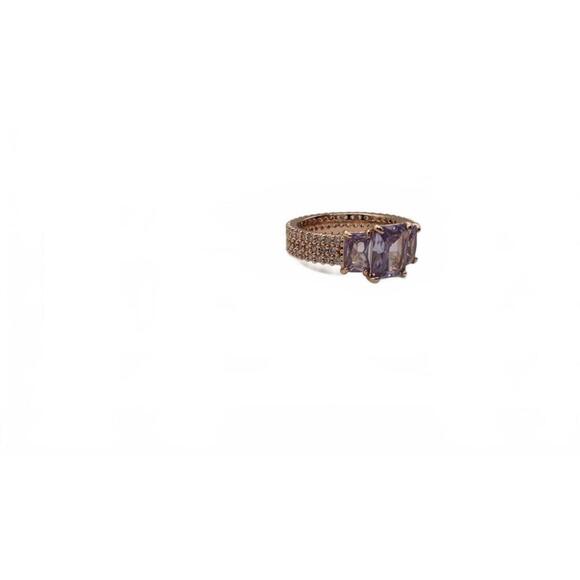 Elegant Rose Gold Plated Ring with Purple Gemstones Size 8 - Picture 8 of 9